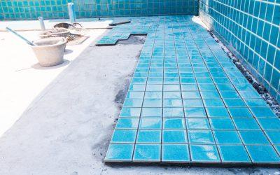5 Signs – Indicating the Need for Pool Renovation