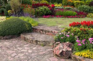 Beautiful landscape design for small spaces with plants and seating
