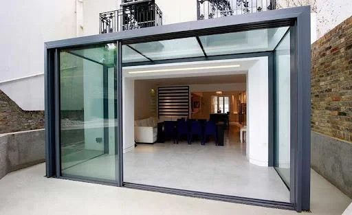 glass house construction in Dubai