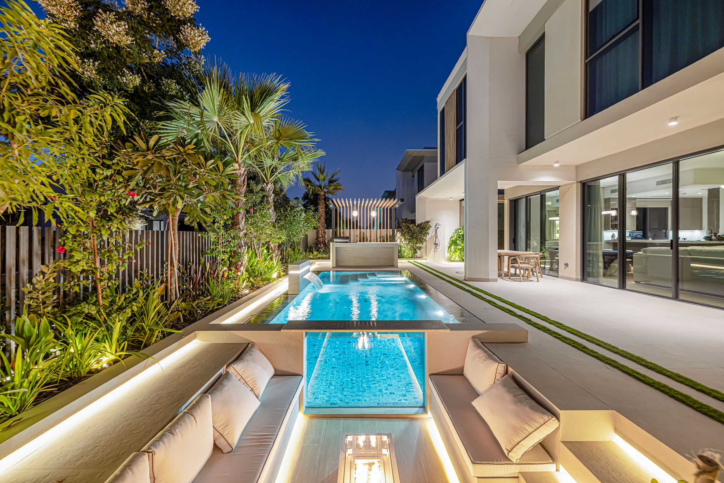 Pool With Glass Wall